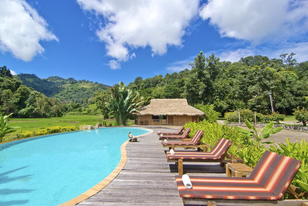 Hmong Hilltribe Lodge Mae Rim Bagian luar foto