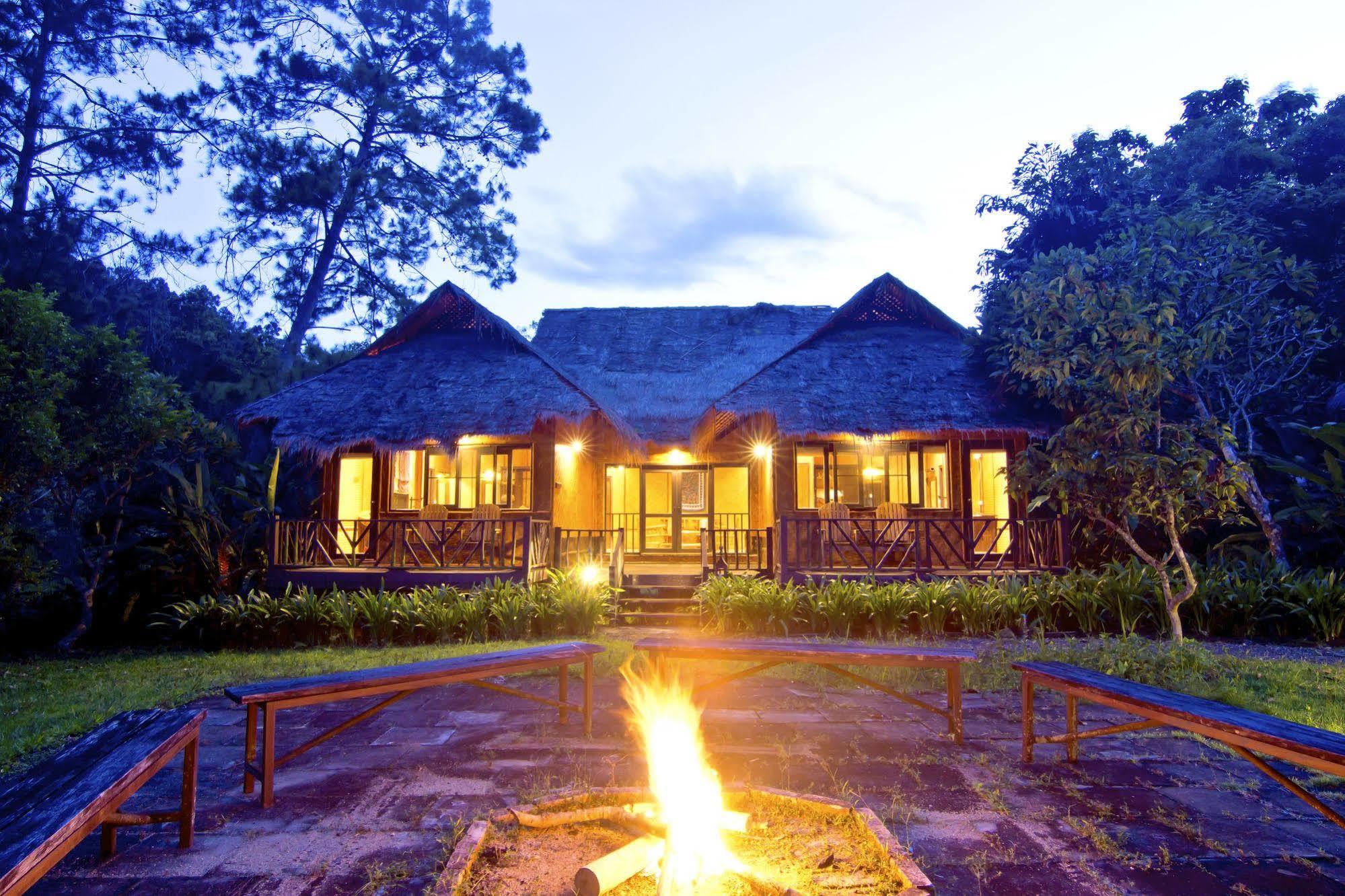 Hmong Hilltribe Lodge Mae Rim Bagian luar foto